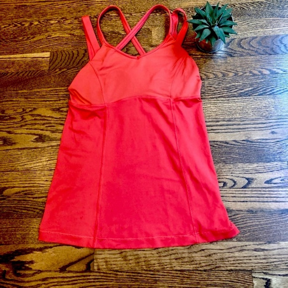 Vintage Lululemon Bright Orange Criss-Cross Tank. Size: 6